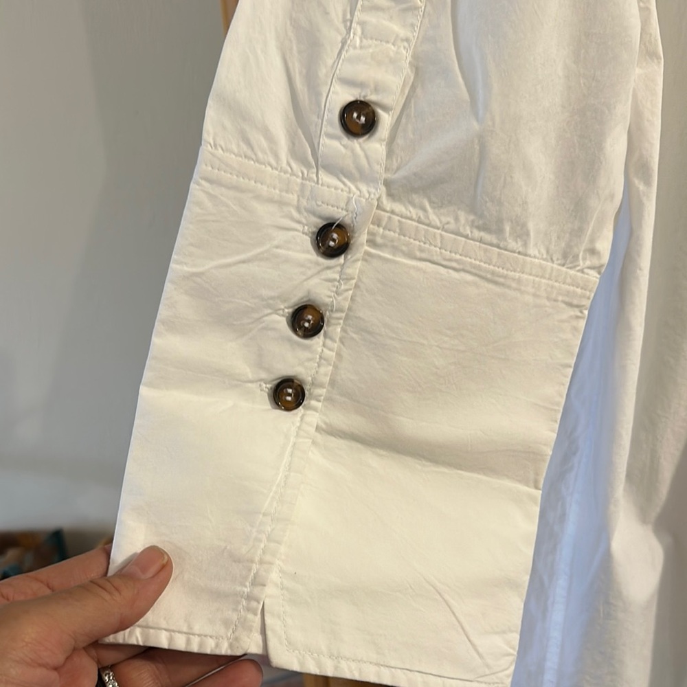 GANNI White Poplin Oversized Shirt Dress
by GANNI - Picture 8 of 16